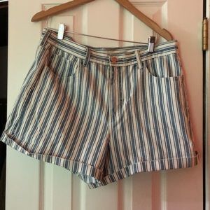 American Eagle Striped Mom Shorts